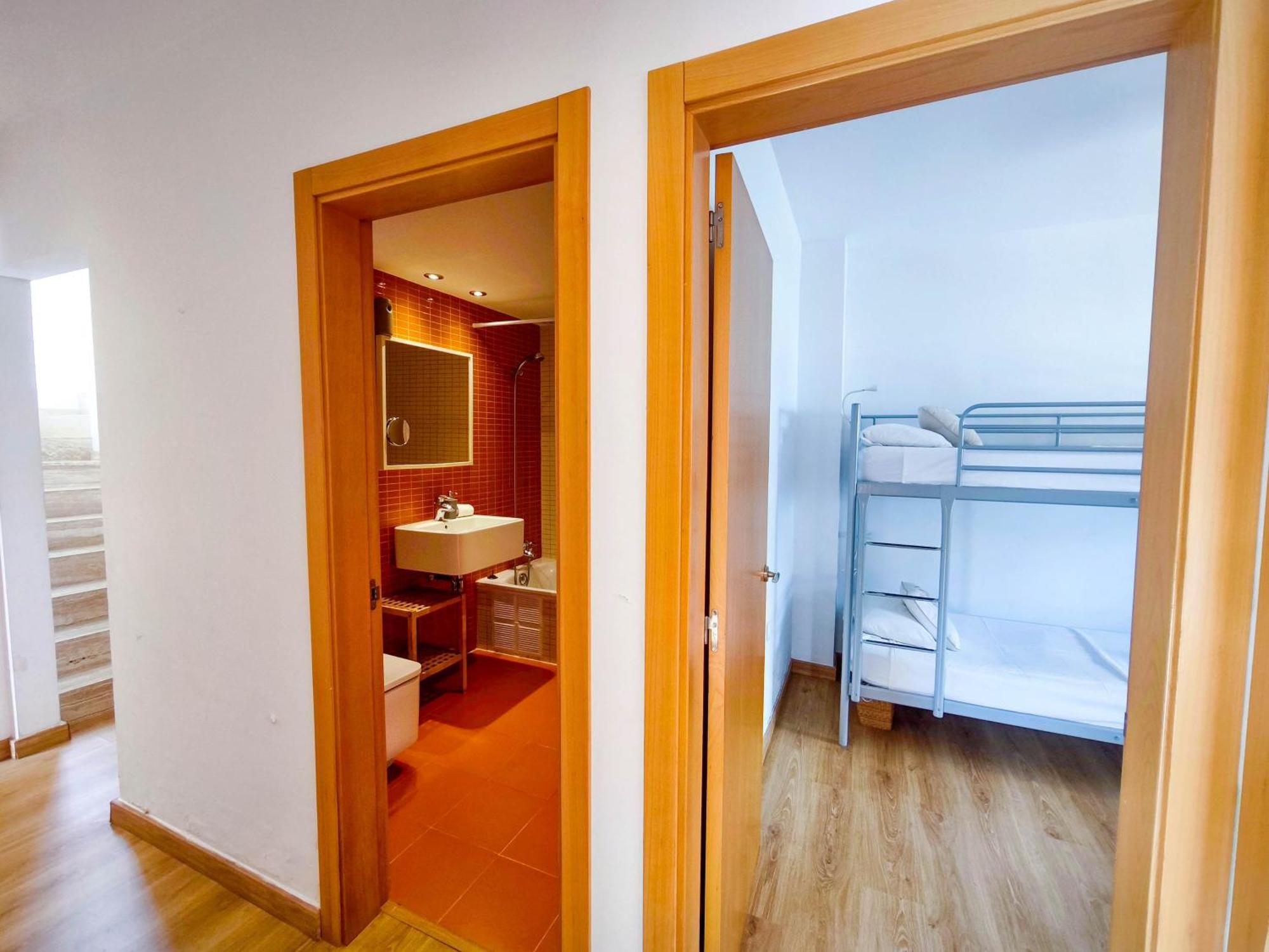 Apartament Pinzon, Gezellige Familievilla Met Groot Zwembad. *